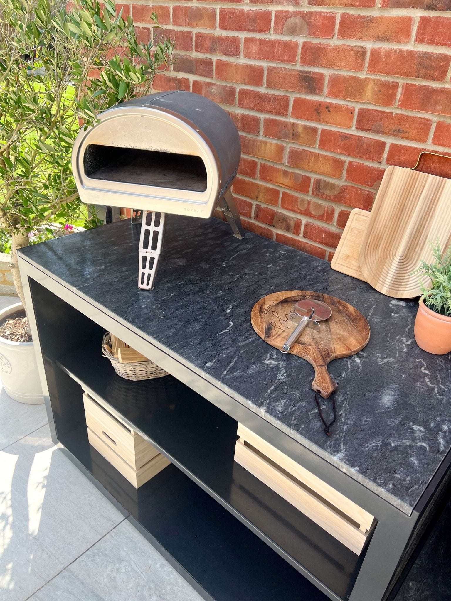 Bespoke and Modular Outdoor Kitchens handbuilt in the UK